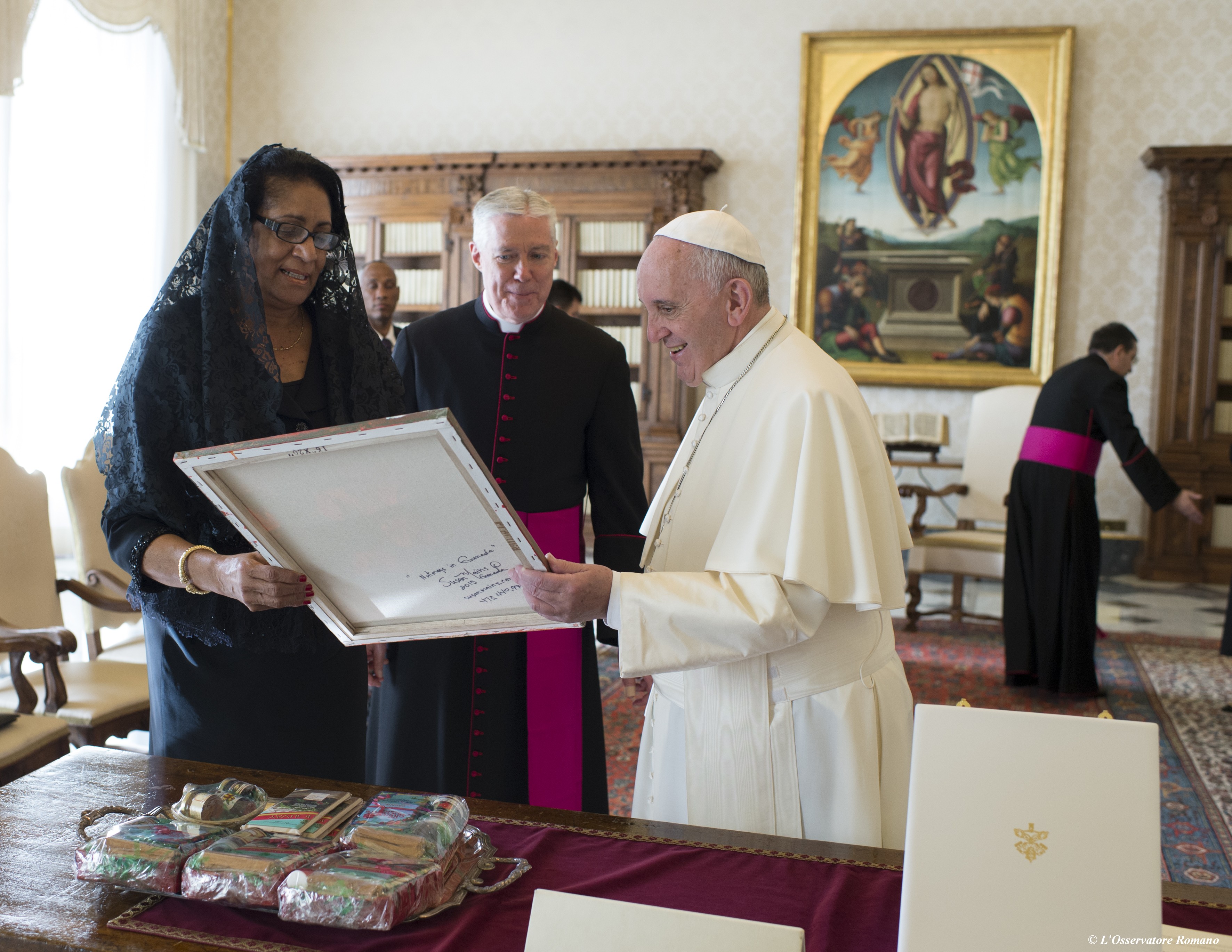Pope Francis receives in audience the governor general of Grenada