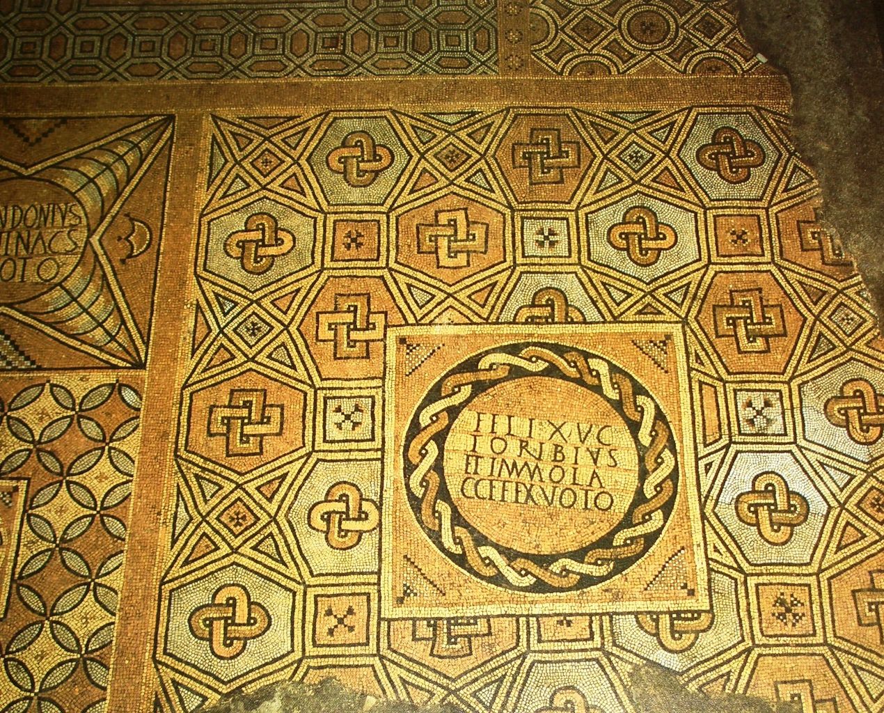Central mosaic in the Basilica of St. Felix and St. Fortunatus