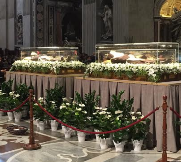 Le urne di San Pio e San Leopoldo in Vaticano