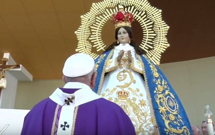 Papa a Morelia, davanti alla Madonna della Solitudine